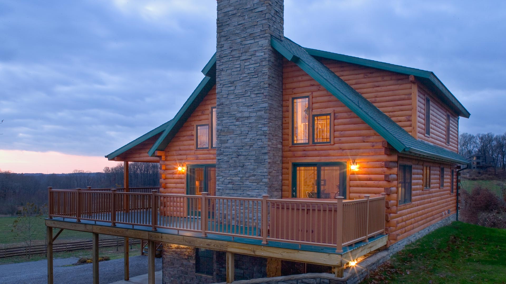 The Carbondale Northeastern Log Homes